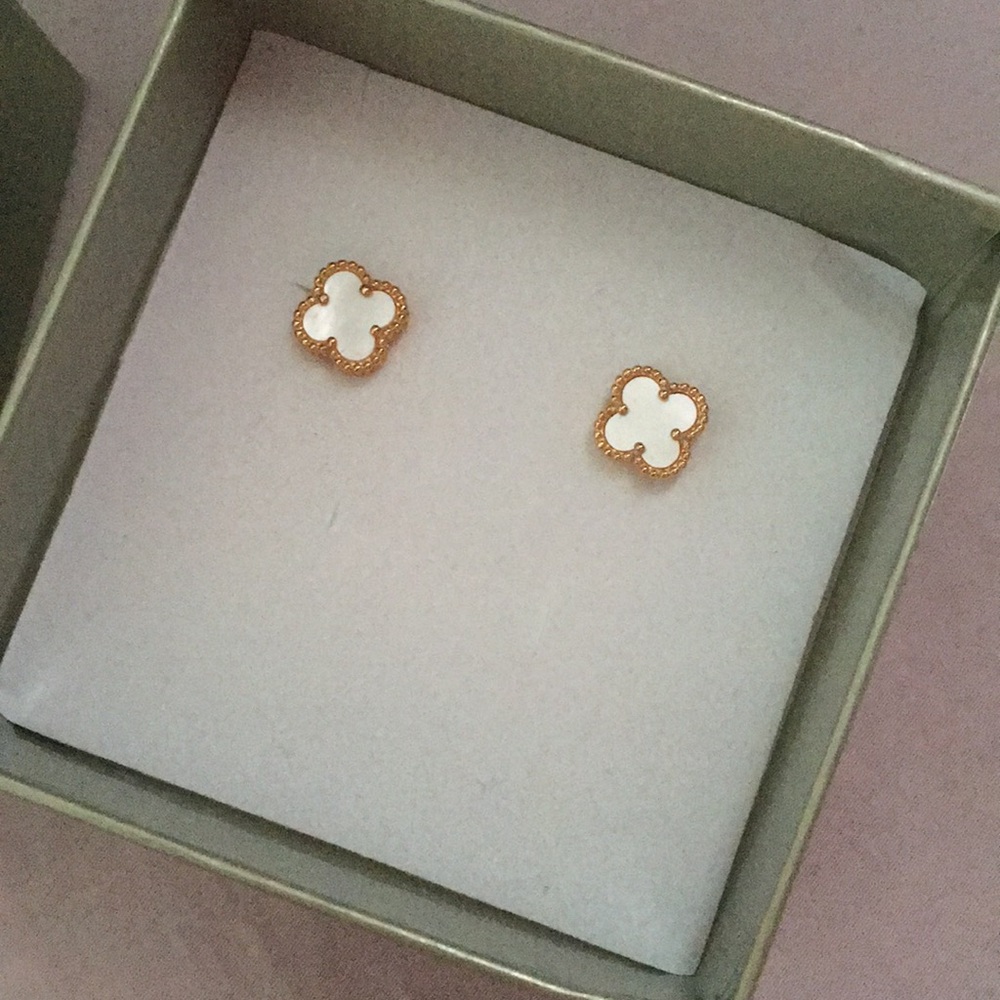 Van Cleef & Arpels Alhambra Small Earrings